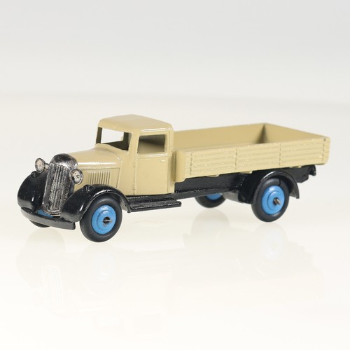 Dinky toys 25a camion - n°,