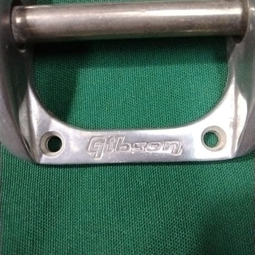Gibson logo bigsby - gibson, vibrato