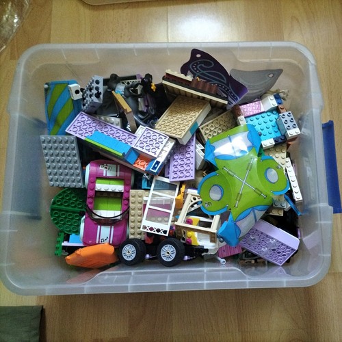 Caisse lego friends - lego,
