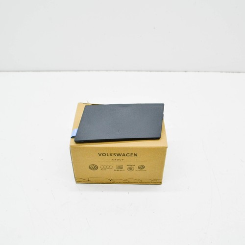 Cache protection gauche de - de,