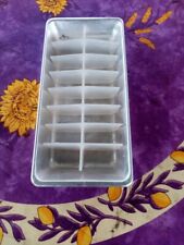 Bac à glaçons ancien Vintage