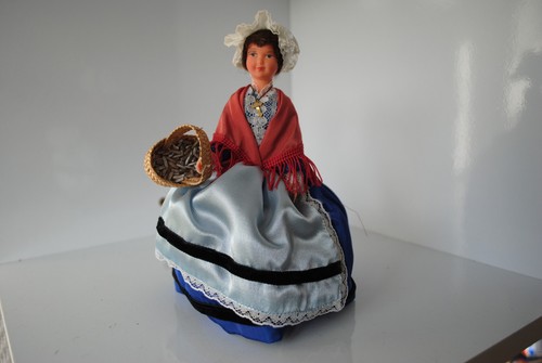 Ancienne poupee - (n°8),