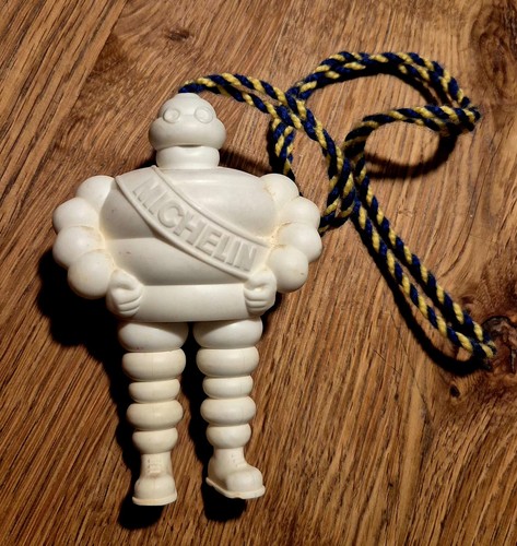 Michelin bibendum figurine - michelin,