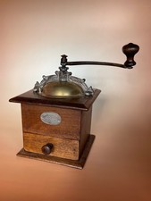 Moulin à café JAPY Frères.modèle en noyer calottes laiton no Peugeot