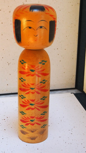 Véritable poupée japonaise