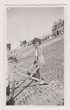 Photo ancienne ?️ Fille plage Knokke 1935 transat M. Baervoets Excelsior ?