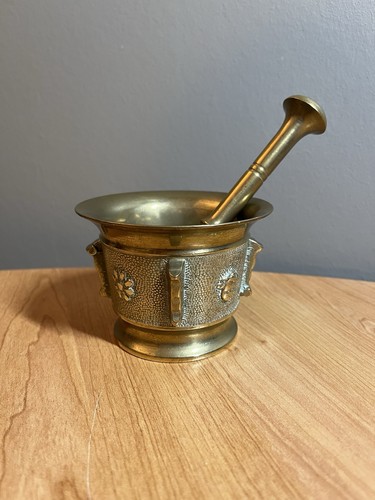 Petit mortier bronze - en,