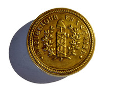 BOUTON Révolution Officier