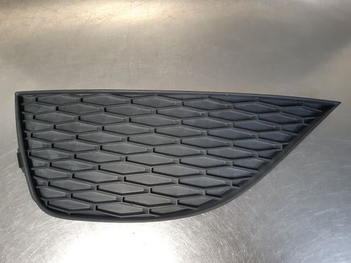 Grille pare choc avant - grille,