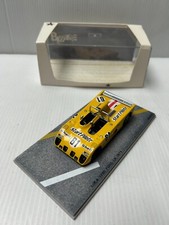 BIZARRE (Spark) BZ145 Lola