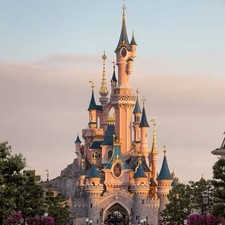 🎟️ Billet Disneyland Paris – 1 Jour / 2 Parcs – Enfant ou Adulte – 65 €