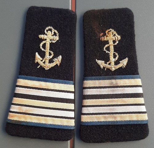 épaulettes brodées marine - Épaulettes,