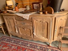 BUFFET DE CHASSE LOUIS XV PROVENÇAL  MARQUETÉ DECAPÉ BRUT