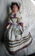 Poupée ancienne régionale