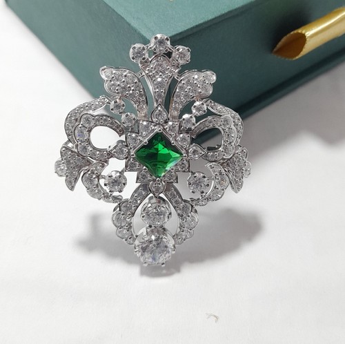 Broche pendentif émeraude - , de