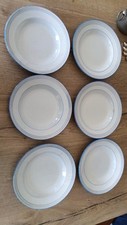 6 ASSIETTES RONDES FAIENCE BLANCHE & FILETS BLEUS Onaing 