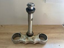 UN TE DE FOURCHE INFERIEUR 59001232020 MOTO KTM 250 EXCF EXC-F EXC F 2009