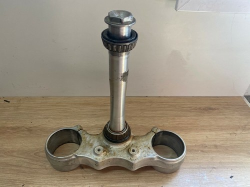 Fourche inferieur - un,