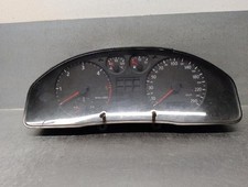 8D0919861A tableau de bord