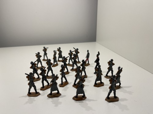 Figurine étain lot 23 - de,