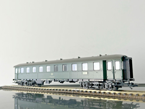 Voiture voyageur bye - -,