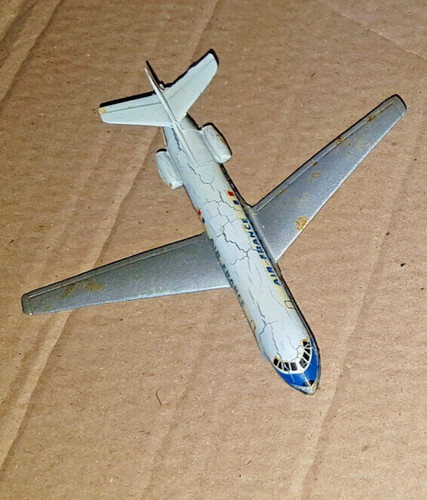 Avion miniature pub - avion,