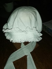 Coiffe Bonnet ancien pour Femme. En Coton Avec Dentelle. 