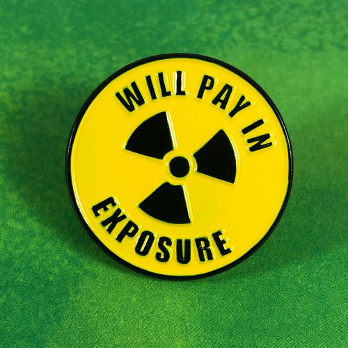 Paid exposure lapel - in, pin