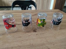 Lot 4 verres à moutarde /