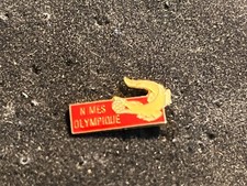 f PINS PIN  FOOTBALL SOCCER FOOT OLYMPIQUE NIMES