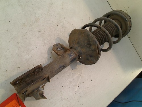 Jambe force avant droit - de,