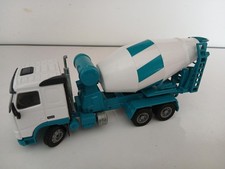 Camion Volvo FH12 Toupie Beton JOAL 1/50 couleur Blanc et Bleu