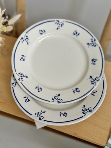 Ensemble deux assiettes en - deux,