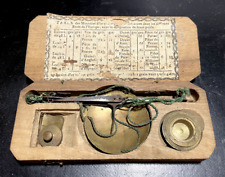 ancienne balance de changeur bijoutier en laiton epoque fin XVIIIe trebuchet