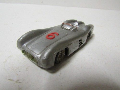 Ancienne voiture miniature - ancienne,