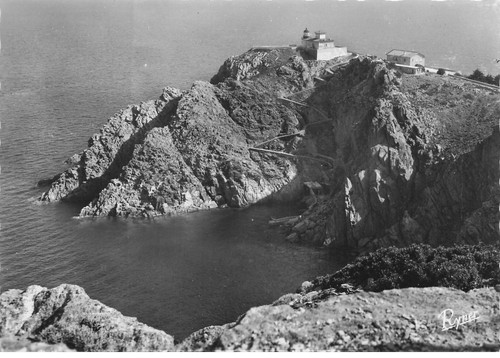Var ile levant centre - du,