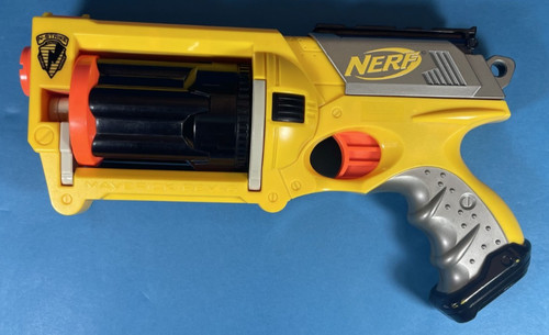 Nerf elite strike - nerf, n-strike