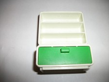 Playmobil armoire verte.