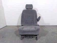 8860J2 siége avant droit