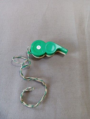Ancien petit sifflet enfant - ancien,