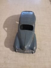 peugeot 203 DINKY TOYS  MECANO