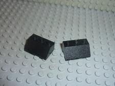 2x LEGO Black Slope Brick ref