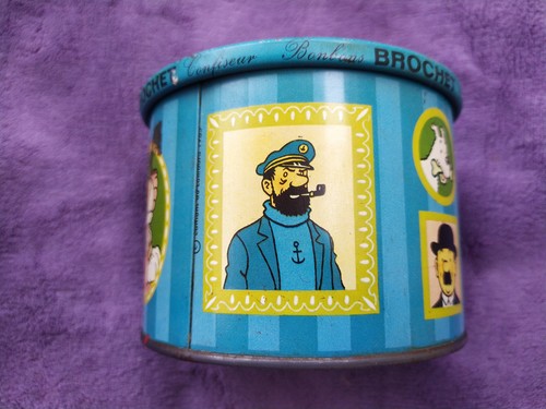 Tintin boite à - à, bonbons