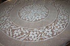 Nappe N°241 ou surnappe ronde blanche dentelle style crochet 140 cm   
