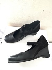 Chaussures à Talon compensé "ARCHE" Noire – P 40