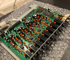 Carte de sortie Akai MPC2000 /