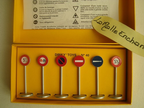 Dinky toys edition atlas - dinky,