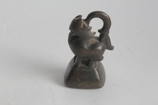 Ancien poids à opium Chinthe