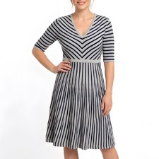 Robe en tricot Boden, coupe
