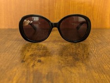 LUNETTES DE SOLEIL OVALES